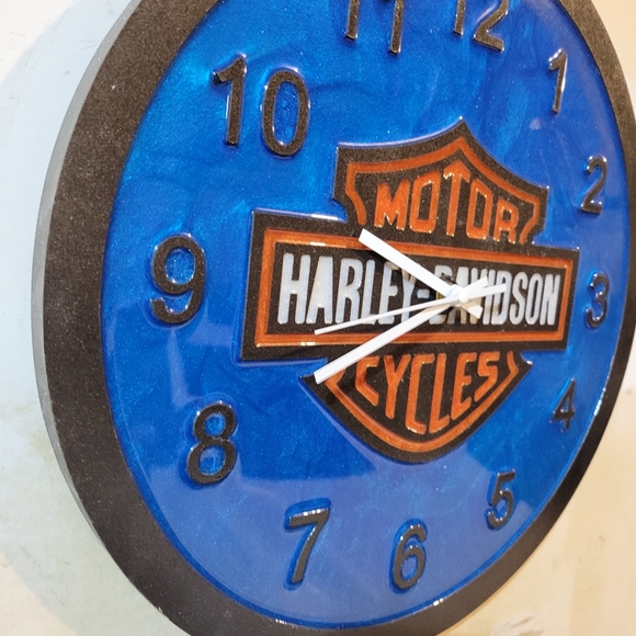 16 inch Harley Davidson Epoxy filled clock - Picture 2 of 3